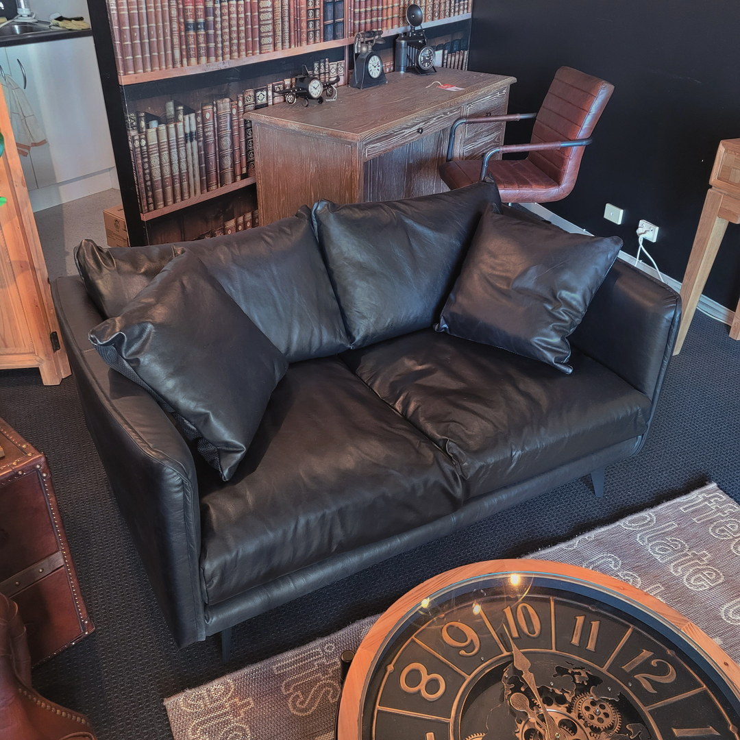 Vieste 2 Seater Leather Sofa image 1